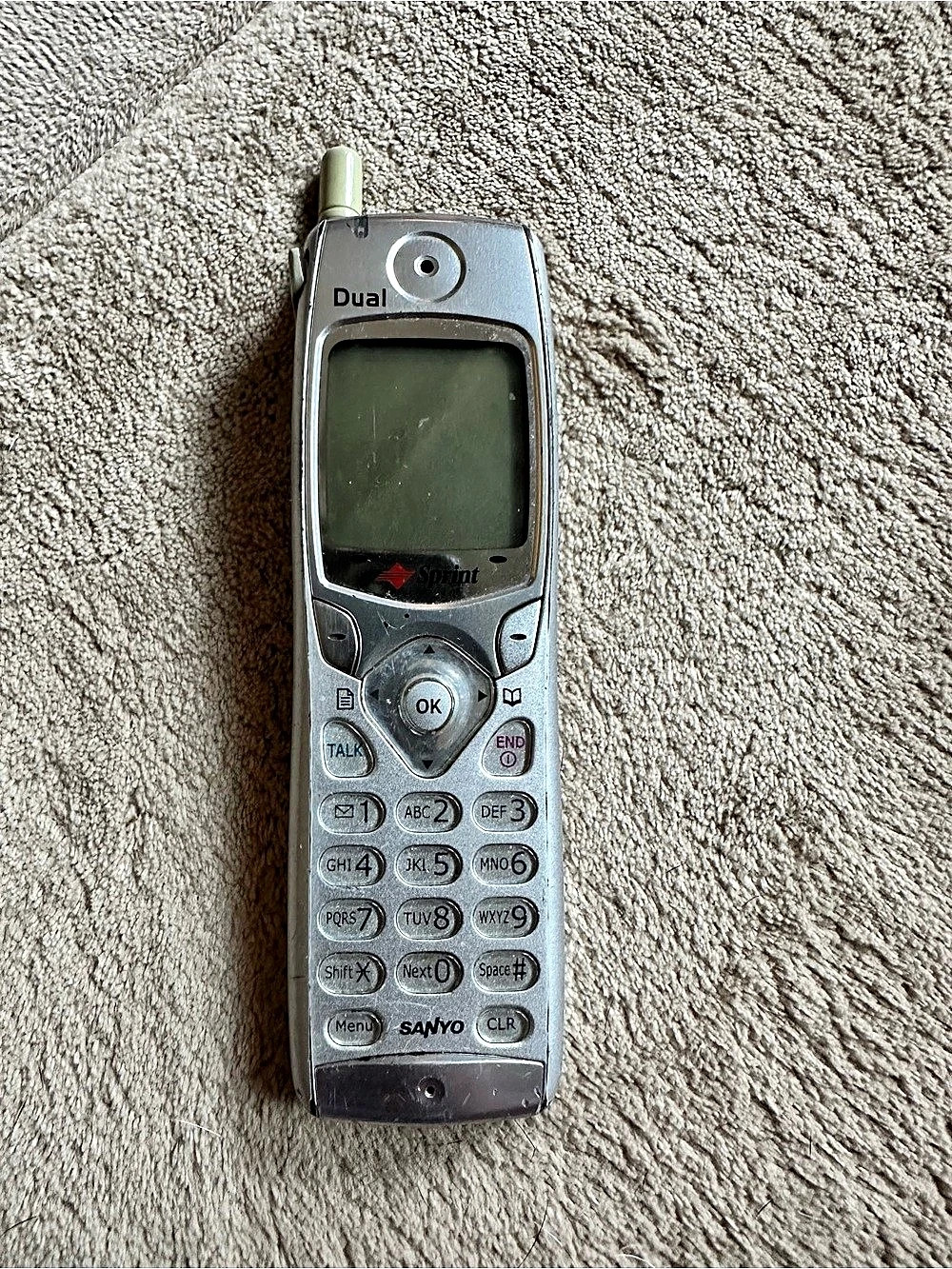 Sanyo SCP-6200 Sprint Dual-Band Cell Phone